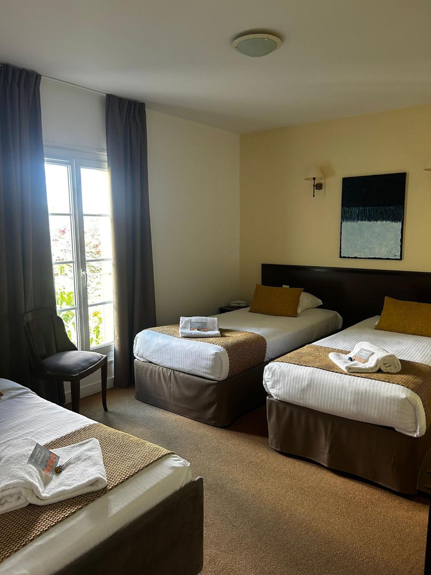 Logis Hotel Le Richelieu - Royan Atlantique Saujon Exterior photo